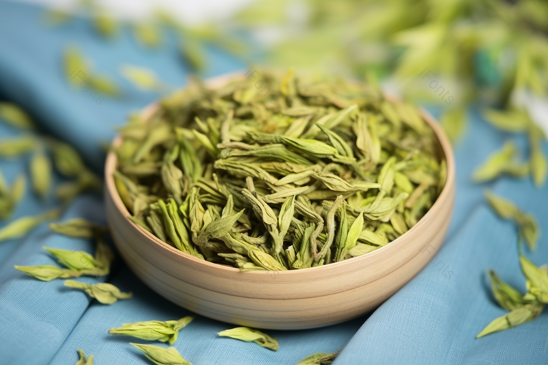 茶艺茶道一碗炒熟的绿茶放在蓝色的亚麻布上,高清,摄影图,摄影图片,图片大全,摄影图免费下载